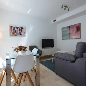 Apartment Triana - Free Parking, Seville